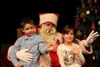 Djed Božićnjak darivao mališane požeških obrtnika 11.12.2016