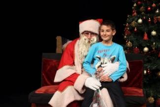 Djed Božićnjak darivao mališane požeških obrtnika 11.12.2016