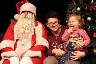 Djed Božićnjak darivao mališane požeških obrtnika 11.12.2016