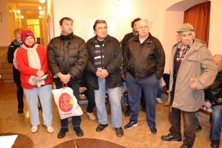 Blagdanski bonovi za potrebite obitelji