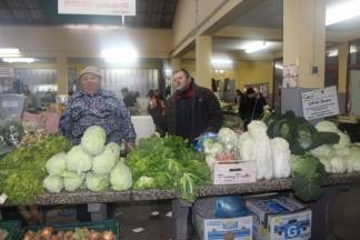 Božićna ponuda na požeškoj tržnici