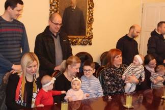 Prijem beba i roditelja kod gradonačelnika 13.2.2017.