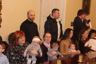 Prijem beba i roditelja kod gradonačelnika 13.2.2017.