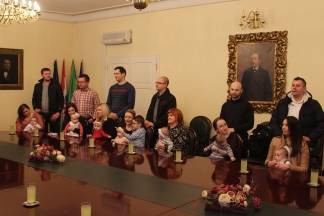 Prijem beba i roditelja kod gradonačelnika 13.2.2017.