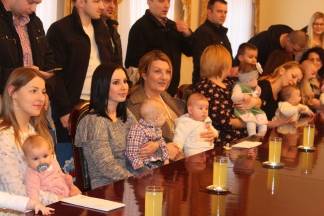 Prijem beba i roditelja kod gradonačelnika 13.2.2017.