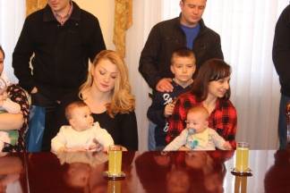 Prijem beba i roditelja kod gradonačelnika 13.2.2017.