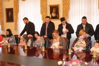 Prijem beba i roditelja kod gradonačelnika 13.2.2017.