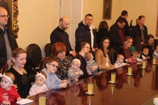 Prijem beba i roditelja kod gradonačelnika 13.2.2017.