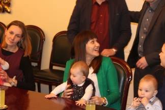 Prijem beba i roditelja kod gradonačelnika 13.2.2017.