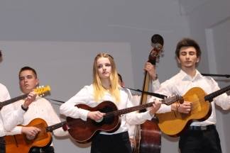 Predsjednica u šetnji Požegom i na Svečanom koncertu u Glazbenoj školi 28.2.2017.