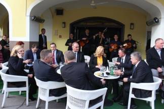 Predsjednica u šetnji Požegom i na Svečanom koncertu u Glazbenoj školi 28.2.2017.