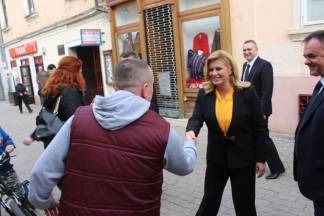 Predsjednica u šetnji Požegom i na Svečanom koncertu u Glazbenoj školi 28.2.2017.