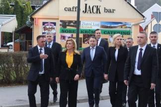 Predsjednica u šetnji Požegom i na Svečanom koncertu u Glazbenoj školi 28.2.2017.