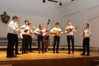 Predsjednica u šetnji Požegom i na Svečanom koncertu u Glazbenoj školi 28.2.2017.