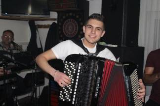 U Mihaljevcima večeras zabava uz grupu ¨Majestic Požega¨