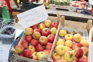 Ponuda na požeškoj tržnici 03.08.2017.