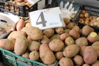 Ponuda na požeškoj tržnici 03.08.2017.