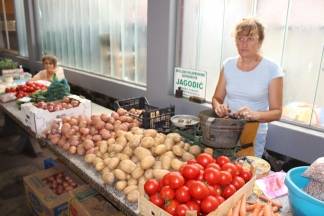 Ponuda na požeškoj tržnici 03.08.2017.