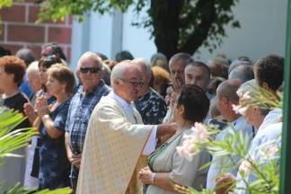 Sveta misa i procesija u Velikoj u čast Velikoj Gospi 15.08.2017.