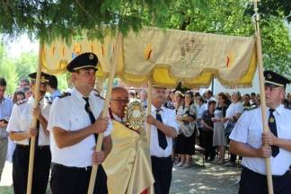 Sveta misa i procesija u Velikoj u čast Velikoj Gospi 15.08.2017.