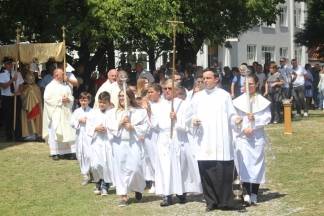 Sveta misa i procesija u Velikoj u čast Velikoj Gospi 15.08.2017.