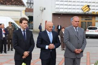 Polaganje vijenaca na Trgu 123. brigade povodom 26. godišnjice oslobađanja Vojarne u Požegi