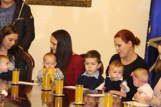 Prijem beba i roditelja kod gradonačelnika 19.09.2017