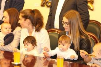 Prijem beba i roditelja kod gradonačelnika 19.09.2017