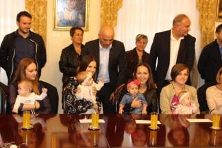 Prijem beba i roditelja kod gradonačelnika 19.09.2017