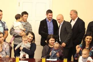 Prijem beba i roditelja kod gradonačelnika 19.09.2017