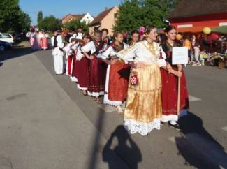 Zagrađe: Smotra folklora 2012
