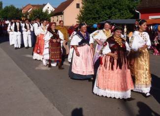 Zagrađe: Smotra folklora 2012