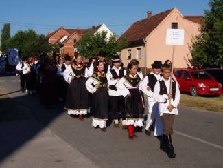 Zagrađe: Smotra folklora 2012