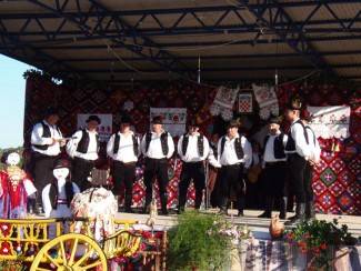 Zagrađe: Smotra folklora 2012