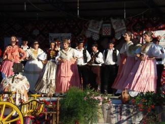 Zagrađe: Smotra folklora 2012