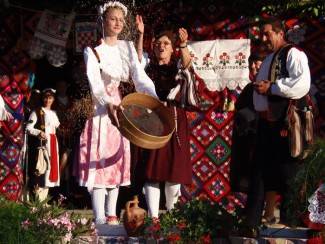 Zagrađe: Smotra folklora 2012