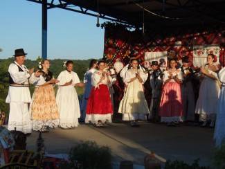 Zagrađe: Smotra folklora 2012