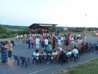 Zagrađe: Smotra folklora 2012