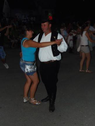 Zagrađe: Smotra folklora 2012