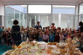 U Dječjem vrtiću Tratinčica u Pleternici obilježeni Dani kruha 11.10.2017.