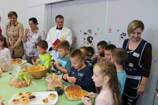 U Dječjem vrtiću Tratinčica u Pleternici obilježeni Dani kruha 11.10.2017.