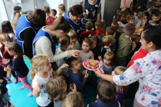 U Dječjem vrtiću Tratinčica u Pleternici obilježeni Dani kruha 11.10.2017.