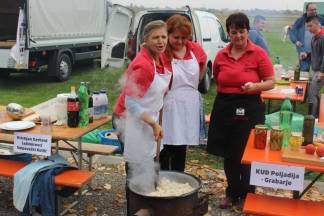 VETOVO: 4. Etno susreti Požeštine i 4. Čvarkijada 2017.