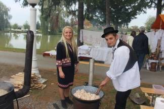 VETOVO: 4. Etno susreti Požeštine i 4. Čvarkijada 2017.