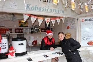 Snježna šetnja Požegom 09.12.2017.