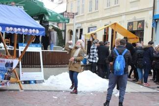 Snježna šetnja Požegom 09.12.2017.