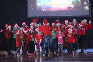 Iz bajke u bajku s igračkama Djeda Božićnjaka 10.12.2017.