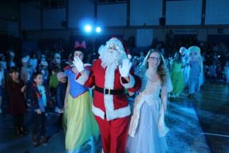 Iz bajke u bajku s igračkama Djeda Božićnjaka 10.12.2017.