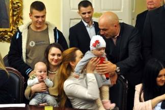 Prijem beba kod gradonačelnika Puljašića 11.12.2017.