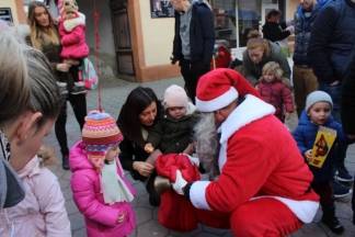 Božićni sajam i šetnja Požegom, 23.12.2017.